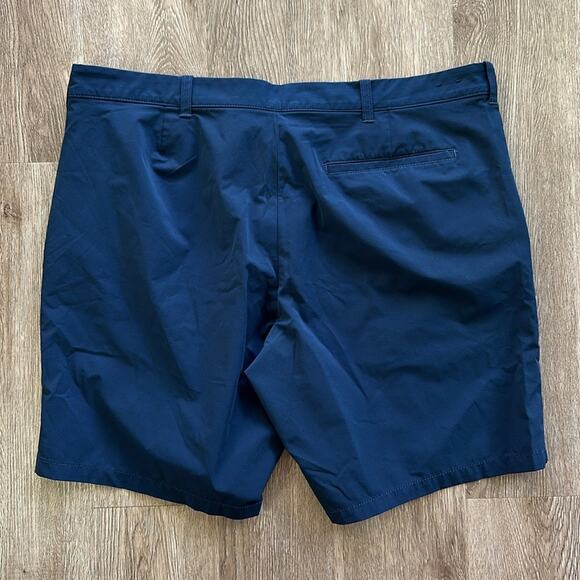 J.Crew Navy Blue Tech 9" Shorts Size 38 - Picture 4 of 4